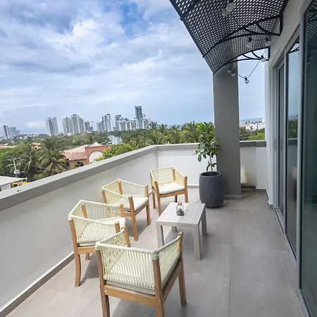 Penthouse Con Balcon Y Vista Al Mar Cerca Del Centro Historico * Cartagena